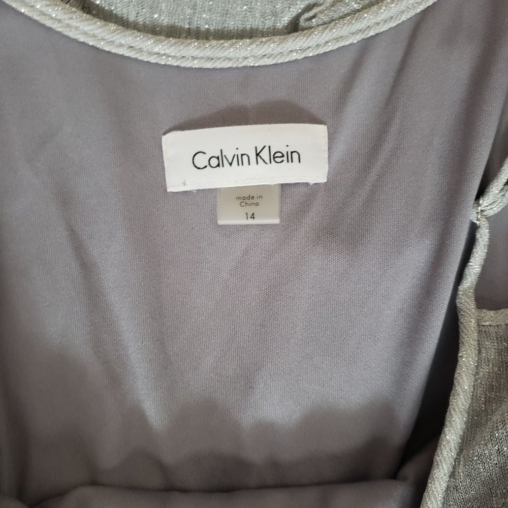 Calvin Klein Spaghetti Strap Metallic Evening Gown W/ Overlay Draped Bodice 14 - Picture 7 of 13